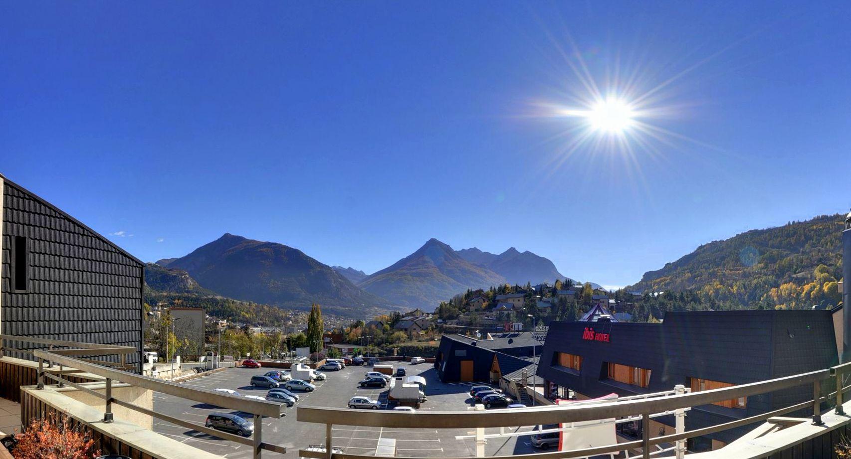 Suite Home Briancon Serre Chevalier 外观 照片